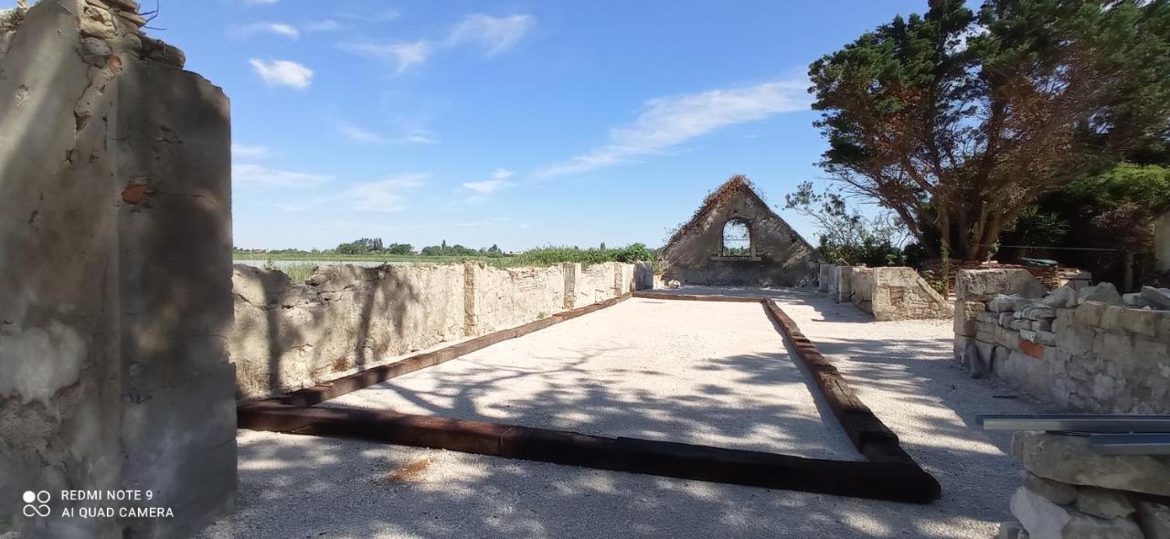 Le Mas Neuf 1752 Arles Luaran gambar
