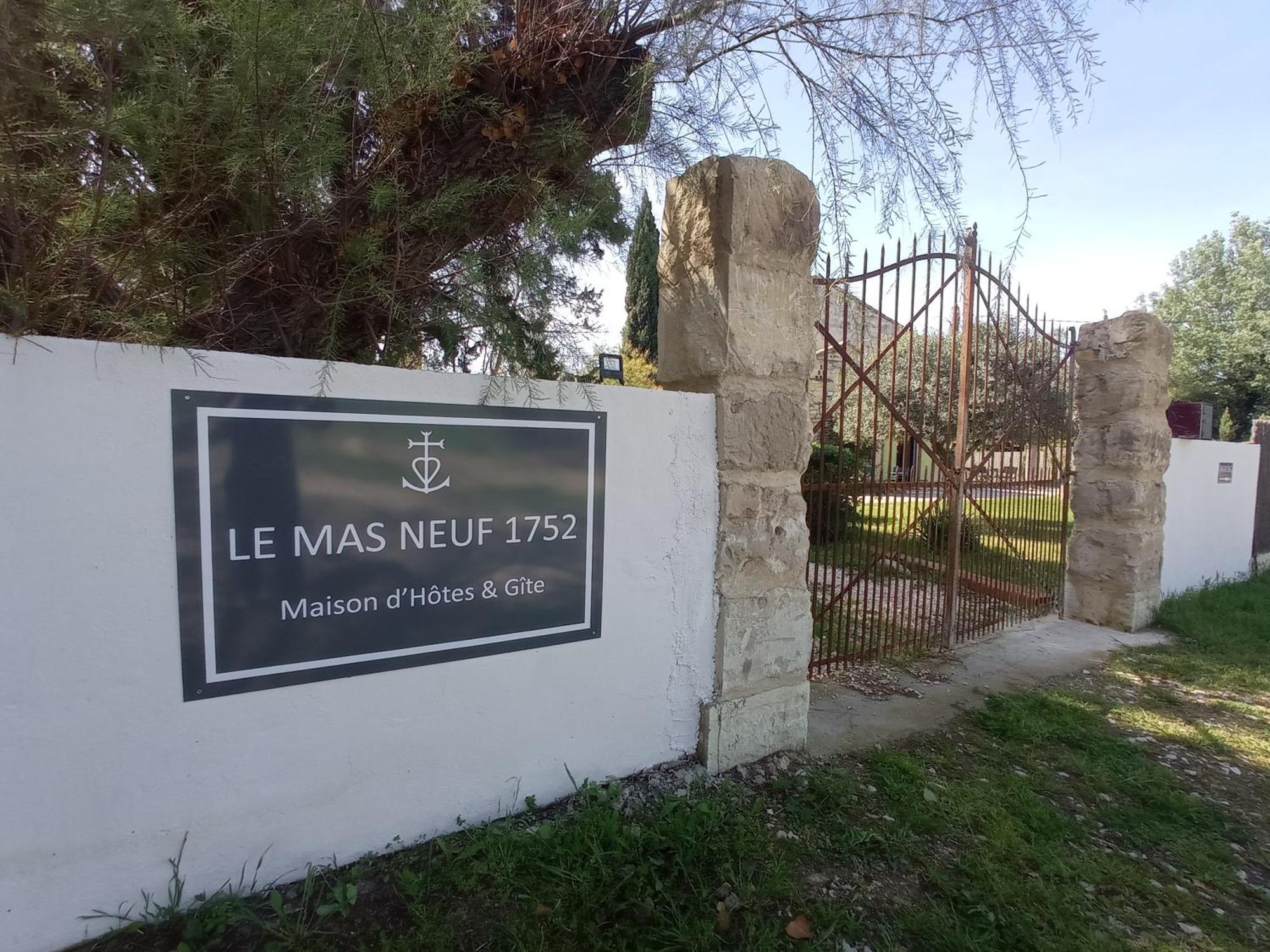 Le Mas Neuf 1752 Arles Luaran gambar